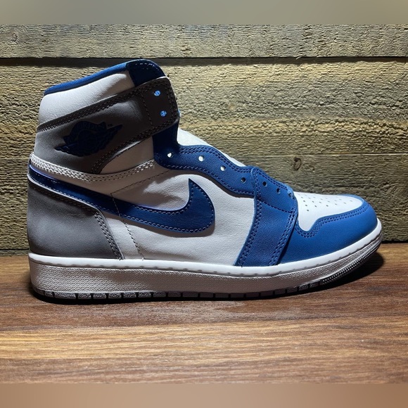 Nike Air Jordan 1 Retro High OG True Blue